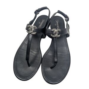 Chanel Black Leather Interlocking CC Detail T-Strap Thong Sandals Size EU 39